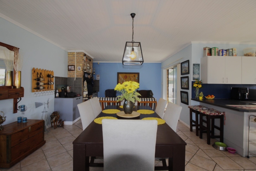 3 Bedroom Property for Sale in Wavecrest Eastern Cape